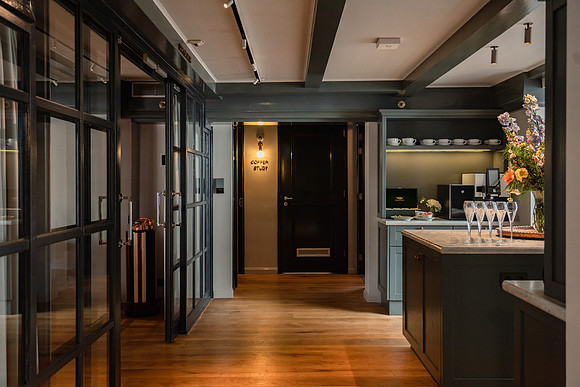 Copper Lounge
