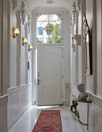Antique Collector's Suite