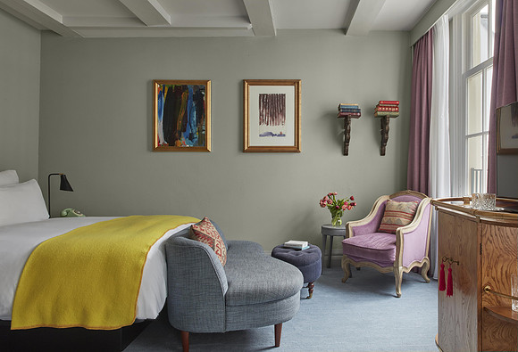 Classic Room