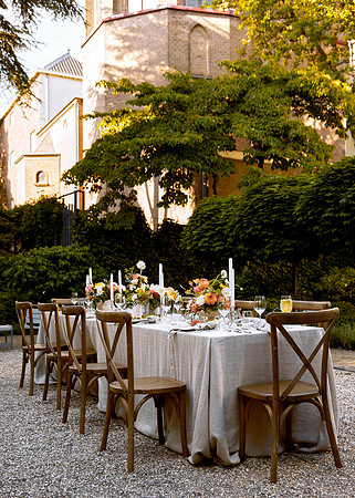 Long Table Dinner - Credit: Daniëlle Siobhán